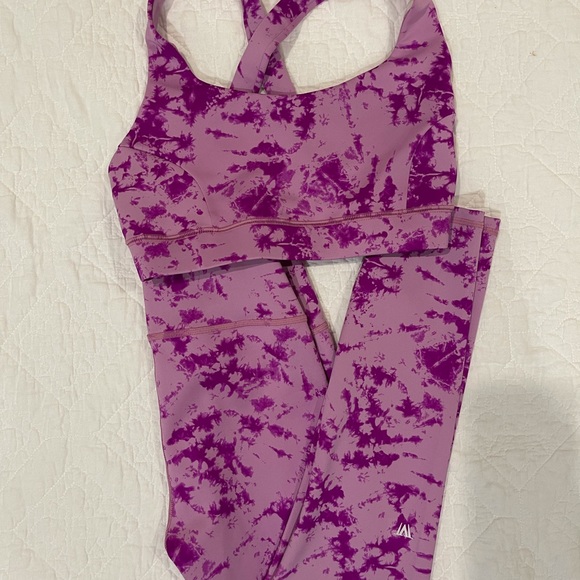 IVL Collective Set - Picture 2 of 2